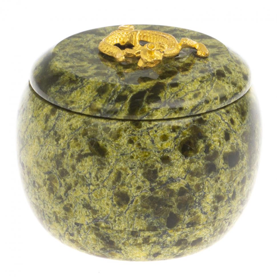 Шкатулка из змеевика круглая с ящерицей 6х6х5,5 см фото 1 — 