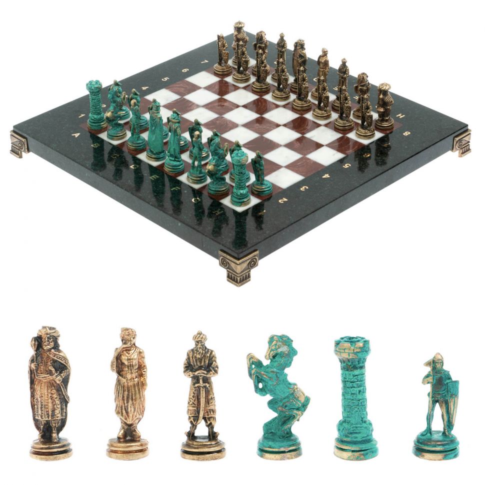 Шахматы "Рыцари" фигуры бронза / патина 28х28 см из лемезита и мрамора фото 1 — 