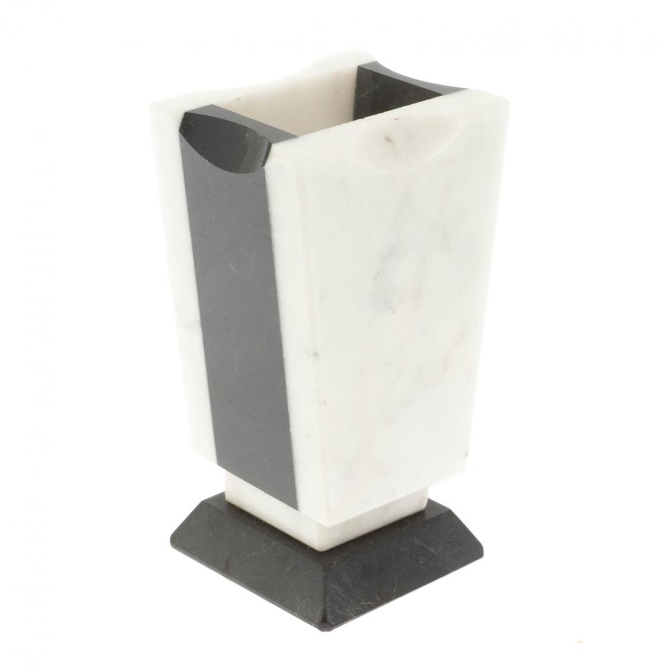 Карандашница из белого мрамора и змеевика 6,5х5,5х11,5 см фото 1 — 