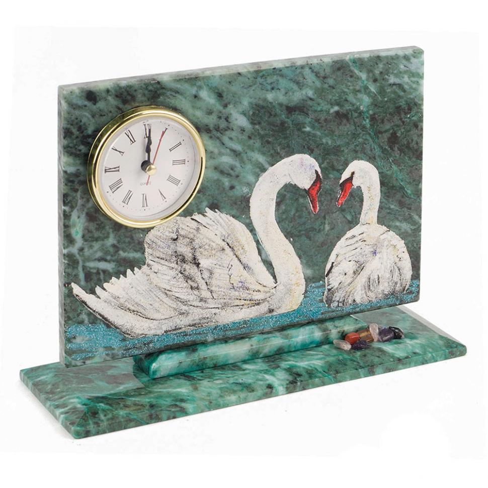 Часы "Лебеди" змеевик фото 1 — 