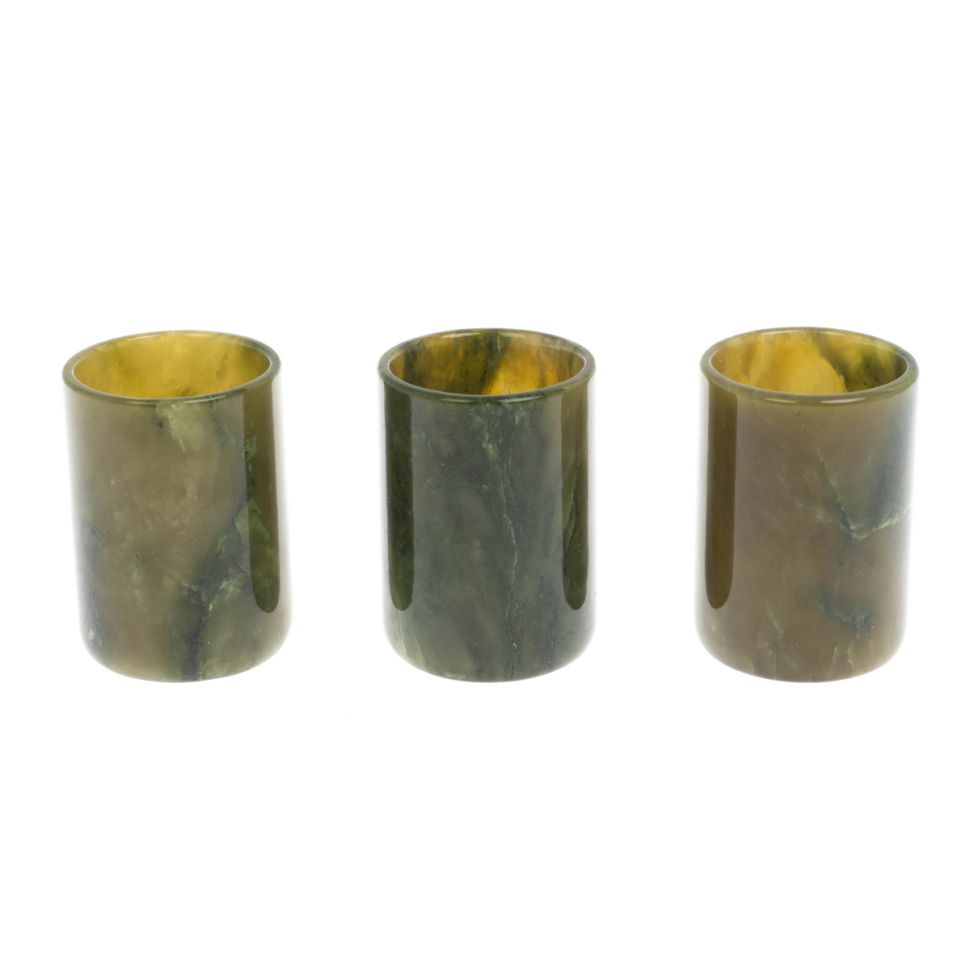 Набор их 3 стопок из нефрита 4х5,5 см 50 мл фото 1 — 