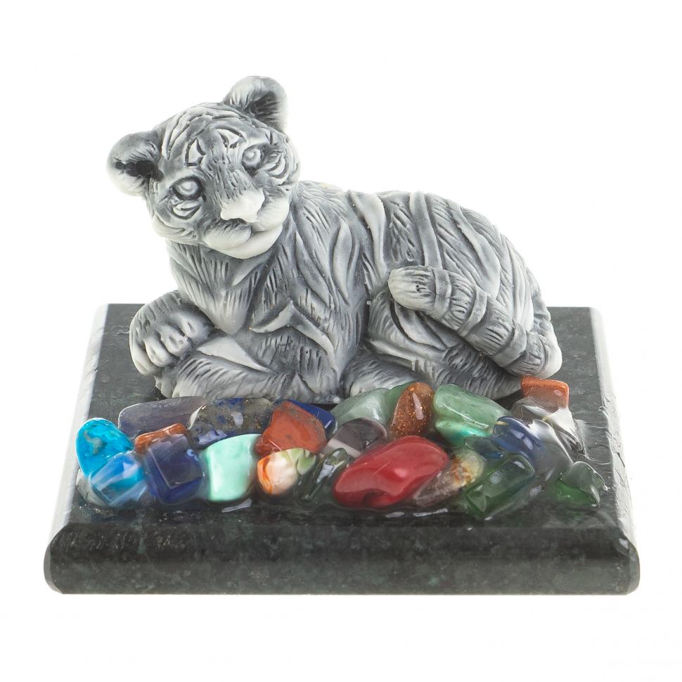 Сувенир фигурка "Тигрёнок лежит" из змеевика и мрамолита 5х5х4 см фото 1 — 