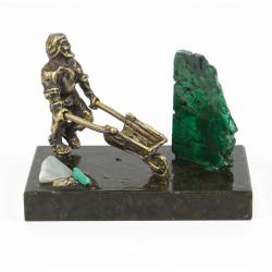 Сувенир бронзовая статуэтка &quot;Рудокоп с тачкой&quot; с камнем — 
