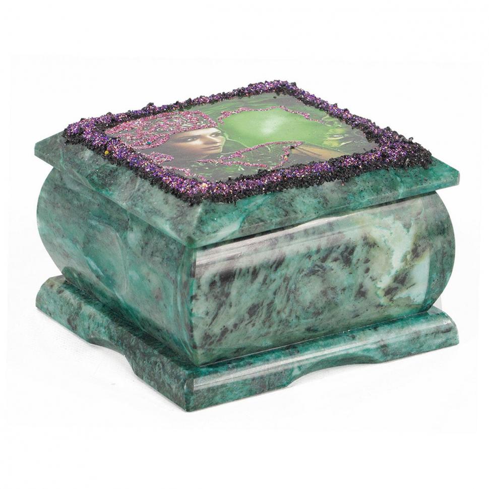 Шкатулка с иллюстрацией "Хозяйка медной горы" змеевик 10х10х6,5 см фото 1 — 