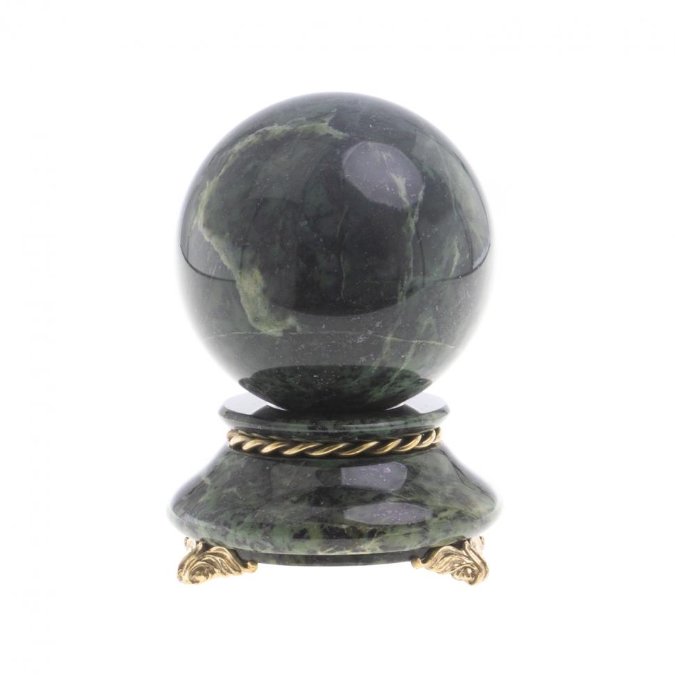 Шар "Антистресс" из нефрита 10 см фото 1 — 