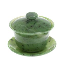 Гайвань из камня нефрит на блюдце — 