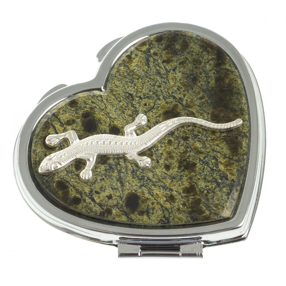Зеркальце "Сердце" из змеевика с ящерицей цвет серебро фото 1 — 