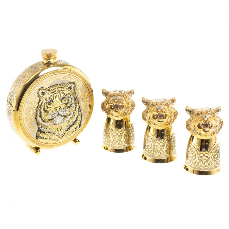 Подарочный набор "Тигр" фляжка и 3 стопки перевертыша Златоуст фото 1 — 