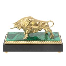 Бронзовая статуэтка &quot;Бык&quot; на малахите 15,5х7,5х9 см — 