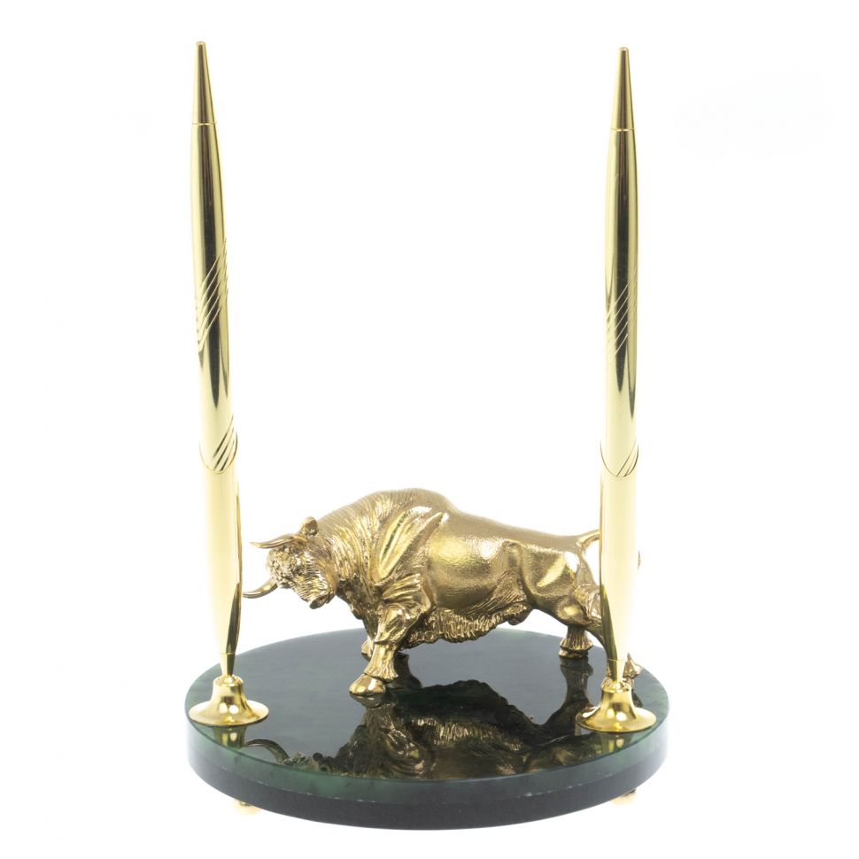 Статуэтка "Бык" из бронзы и нефрита 13,5х13,5х22,5 см фото 1 — 