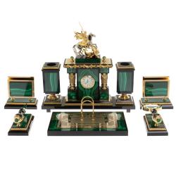 Письменный набор &quot;Георгий Победоносец&quot; из малахита Златоуст — 