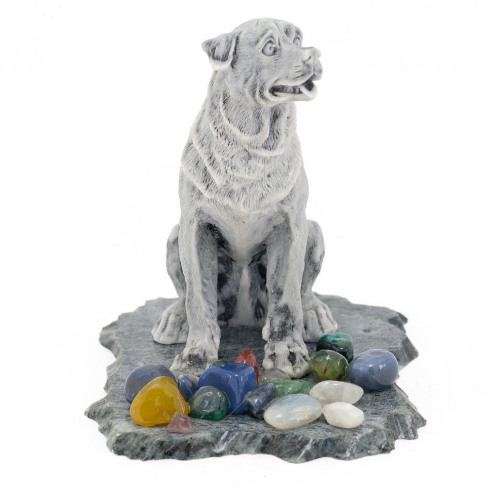 Сувенир "Ротвейлер" из мрамолита фото 1 — 