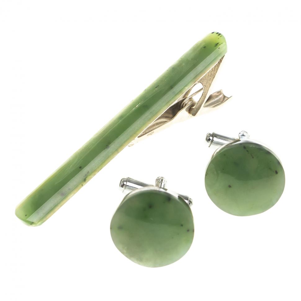 Набор запонки круглые и зажим для галстука нефрит фото 1 — 