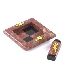 Сувенирный набор пепельница и зажигалка с ящерицей из змеевика — 