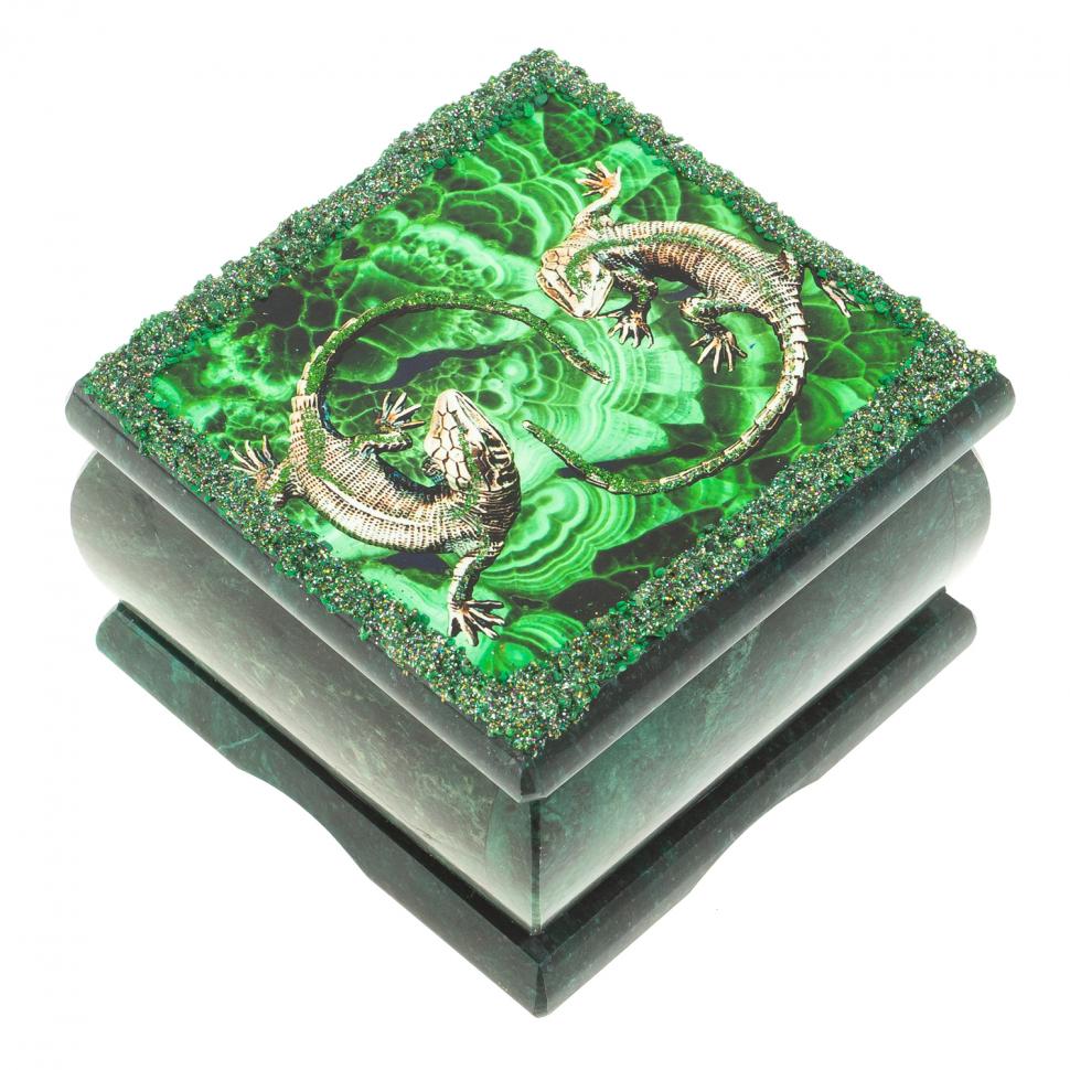 Шкатулка из змеевика с иллюстрацией "Пара ящериц" 10х10х6,5 см фото 1 — 