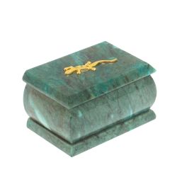 Шкатулка из шабровского змеевика с ящерицей 10х6,5х5,5 см — 