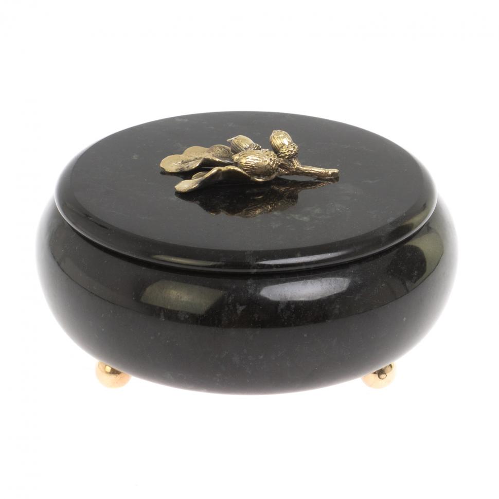 Шкатулка из черного змеевика "Желуди" 15х15х9 см фото 1 — 