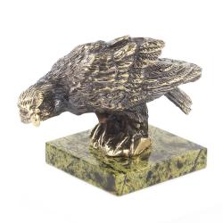 Настольная статуэтка из бронзы и камня &quot;Сокол&quot; — 
