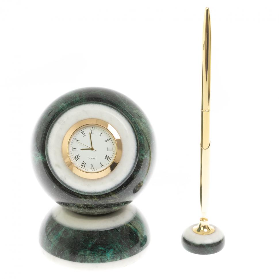 Настольные часы "Шар Антистресс" из змеевика 10 см с ручкой фото 1 — 