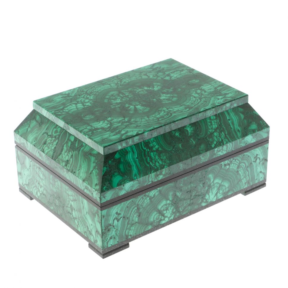 Малахитовый ларец 17х13х8,5 см фото 1 — 
