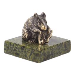 Сувенир &quot;Крыса с сыром&quot; из бронзы и змеевика — 