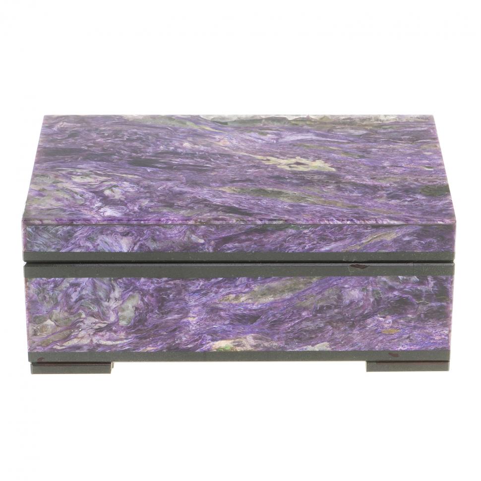 Каменная шкатулка из чароита 10х6х4 см фото 1 — 