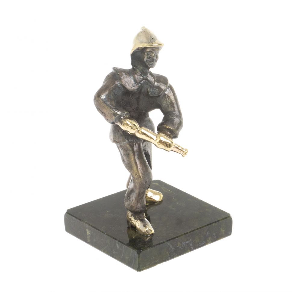 Статуэтка из бронзы "Пожарный" фото 1 — 