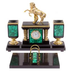 Письменный прибор &quot;Конь на дыбах&quot; камень малахит — 