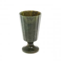 Рюмка граненая из нефрита 5х5х9,5 см — 