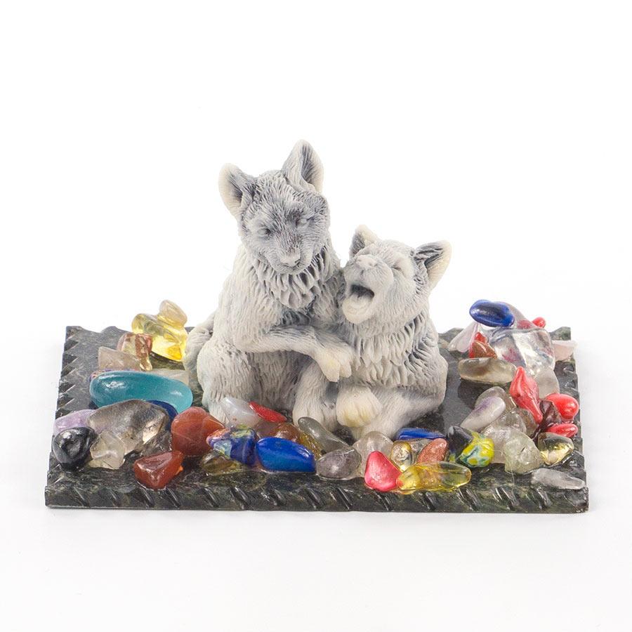 Сувенир из мрамолита "Пара волчат" фото 1 — 