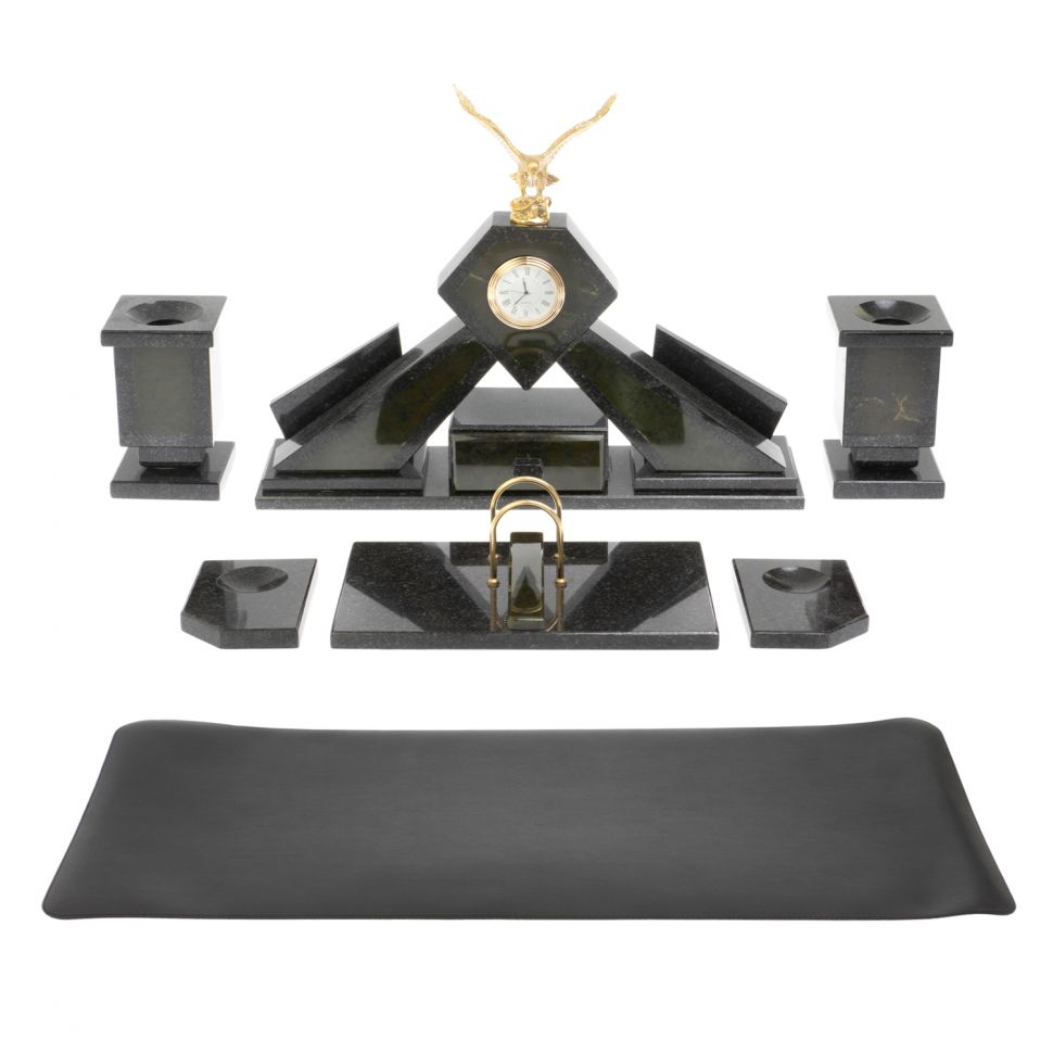 Письменный набор "Орел" из нефрита с настольным ковриком фото 1 — 