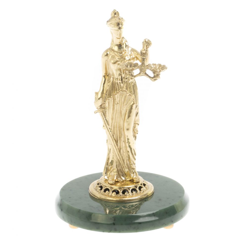 Бронзовая статуэтка "Фемида" на подставке из нефрита 10х10х15 см фото 1 — 