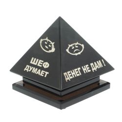 Шефик &quot;Пирамида&quot; из черного обсидиана — 