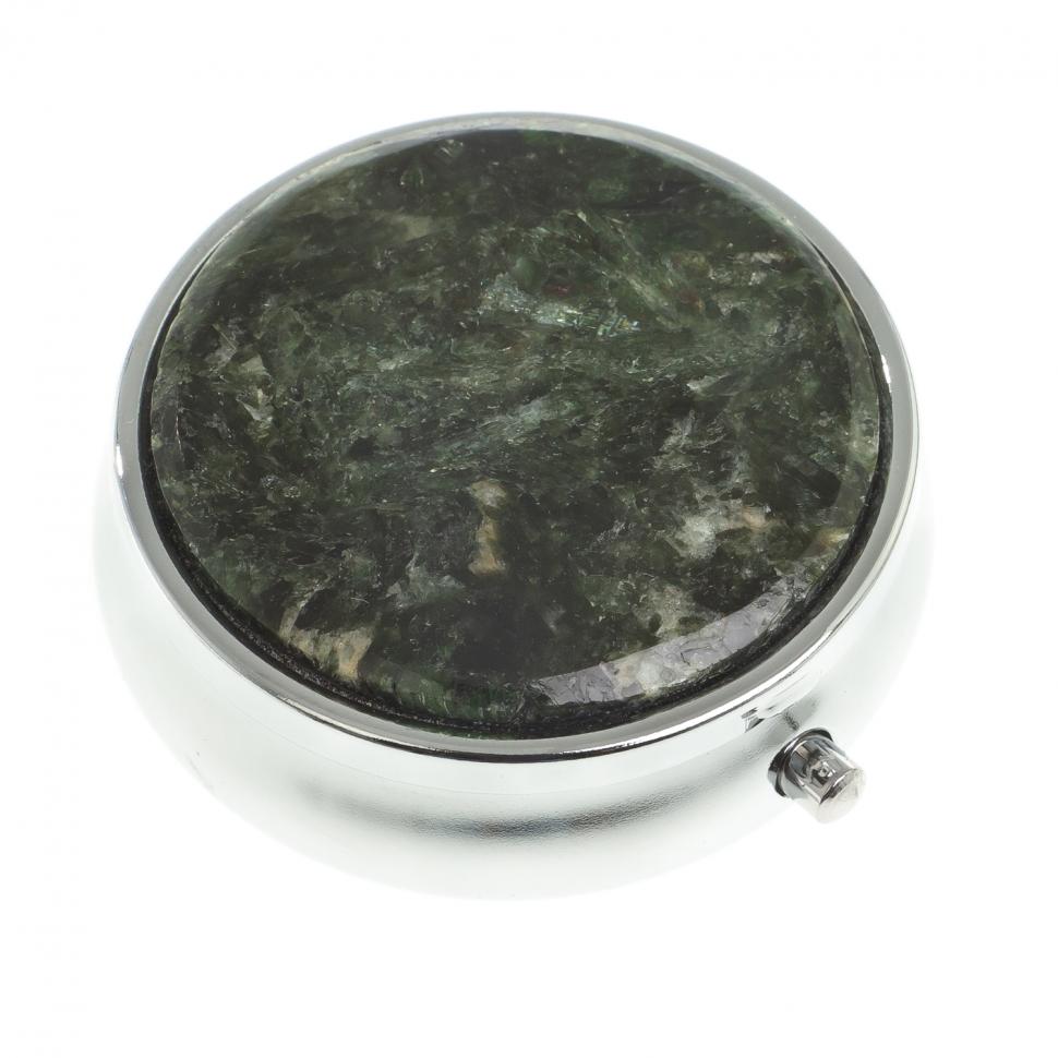 Таблетница на 3 отсека камень актинолит цвет серебро фото 1 — 