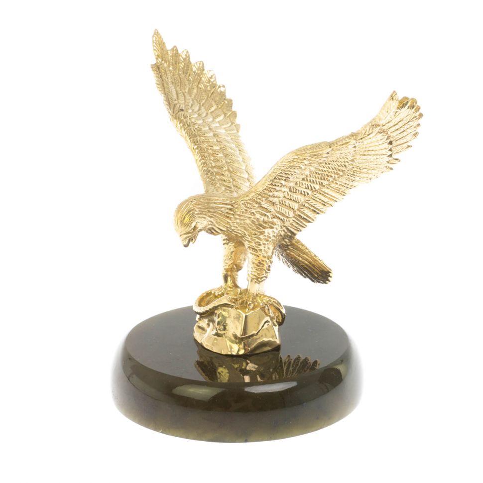 Бронзовая статуэтка "Орел" на нефрите 8х8х10,5 см фото 1 — 