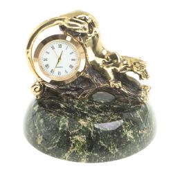 Часы из бронзы &quot;Пантера&quot; на подставке из змеевика — 