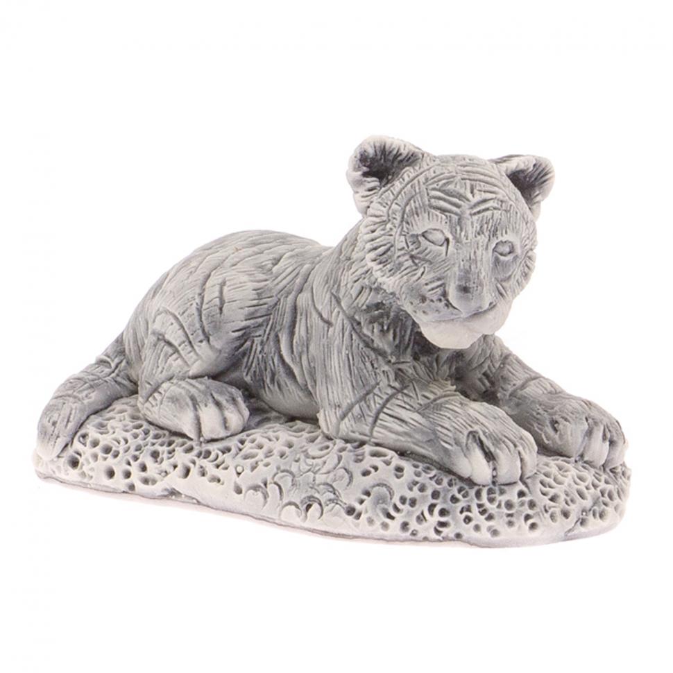 Фигурка "Тигренок на камне" из мраморной крошки фото 1 — 