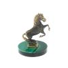 Статуэтка "Конь на дыбах" на подставке из малахита 5,5х5,5х7,5 см фото 1 — 
