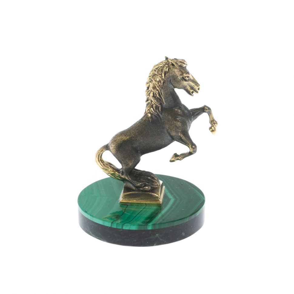 Статуэтка "Конь на дыбах" на подставке из малахита 5,5х5,5х7,5 см фото 1 — 