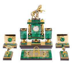 Настольный набор из малахита &quot;Конь на дыбах&quot; Златоуст — 