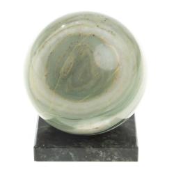 Шар из офиокальцита светлый 7,5см на подставке из змеевика — 