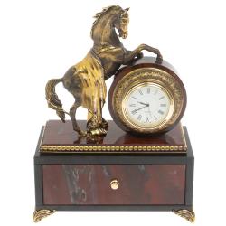 Часы со шкатулкой &quot;Конь на дыбах&quot; бронза яшма уральская — 