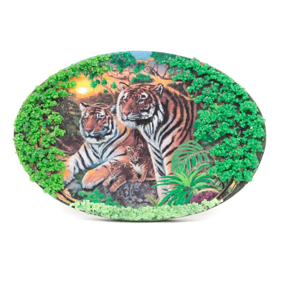 Панно из камня на подставке "Тигриная семья" фото 1 — 