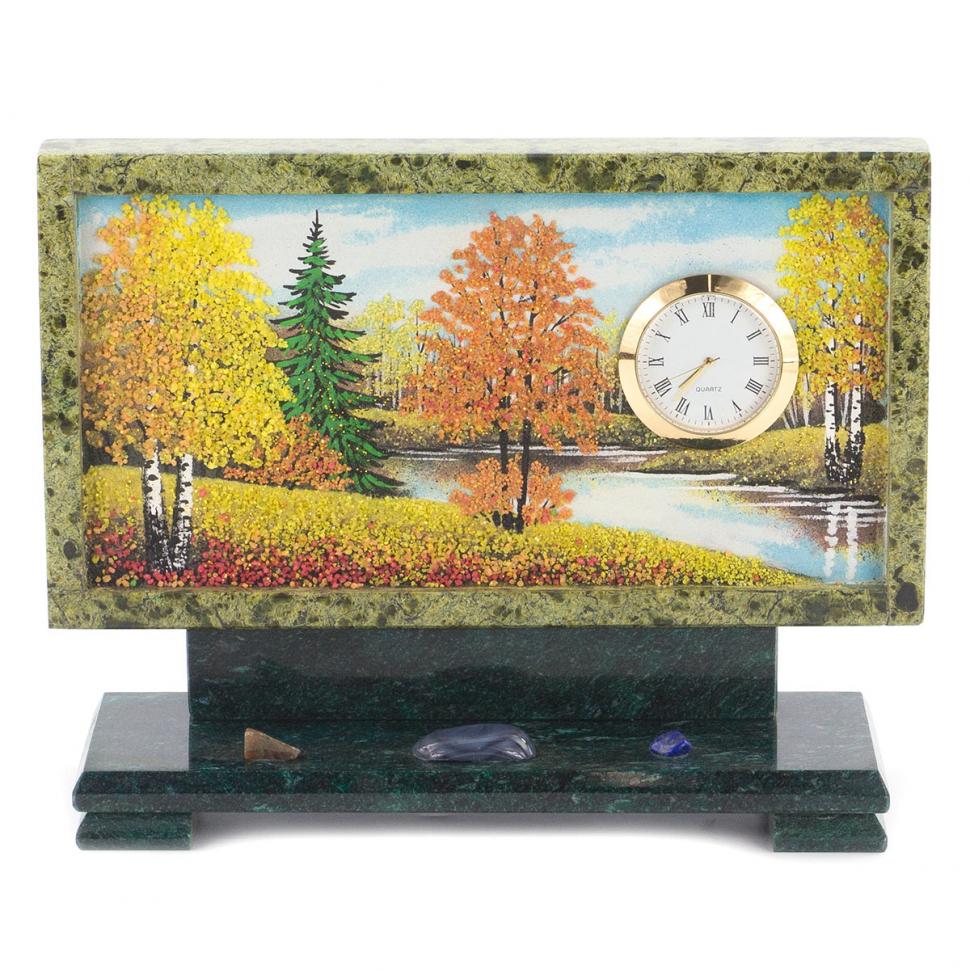 Часы с рисунком "Осень" змеевик фото 1 — 