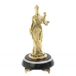 Статуэтка из бронзы &quot;Фемида&quot; на подставке из черного змеевика и мрамора — 
