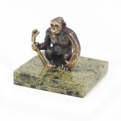 Статуэтка &quot;Обезьяна с посохом&quot; бронза змеевик — 