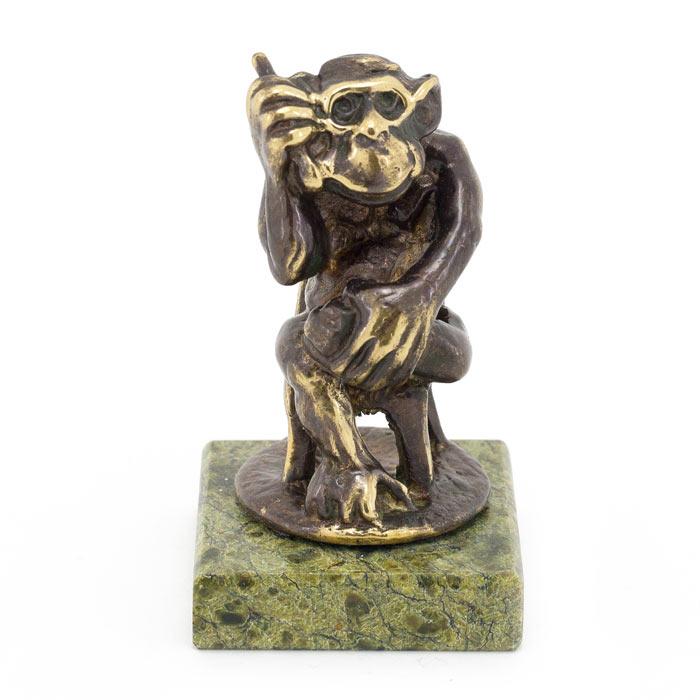 Статуэтка "Обезьяна с телефоном" из бронзы и змеевика фото 1 — 