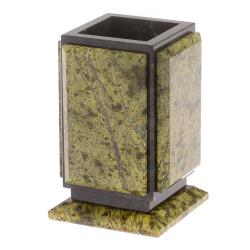 Карандашница из змеевика 7х7х10,5 см — 