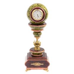 Часы антистресс &quot;Шар на слоне&quot; из змеевика 10,5 см — 