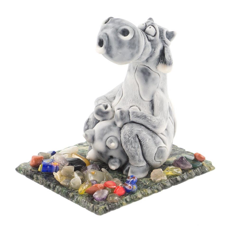 Сувенир "Корова" из мрамолита фото 1 — 